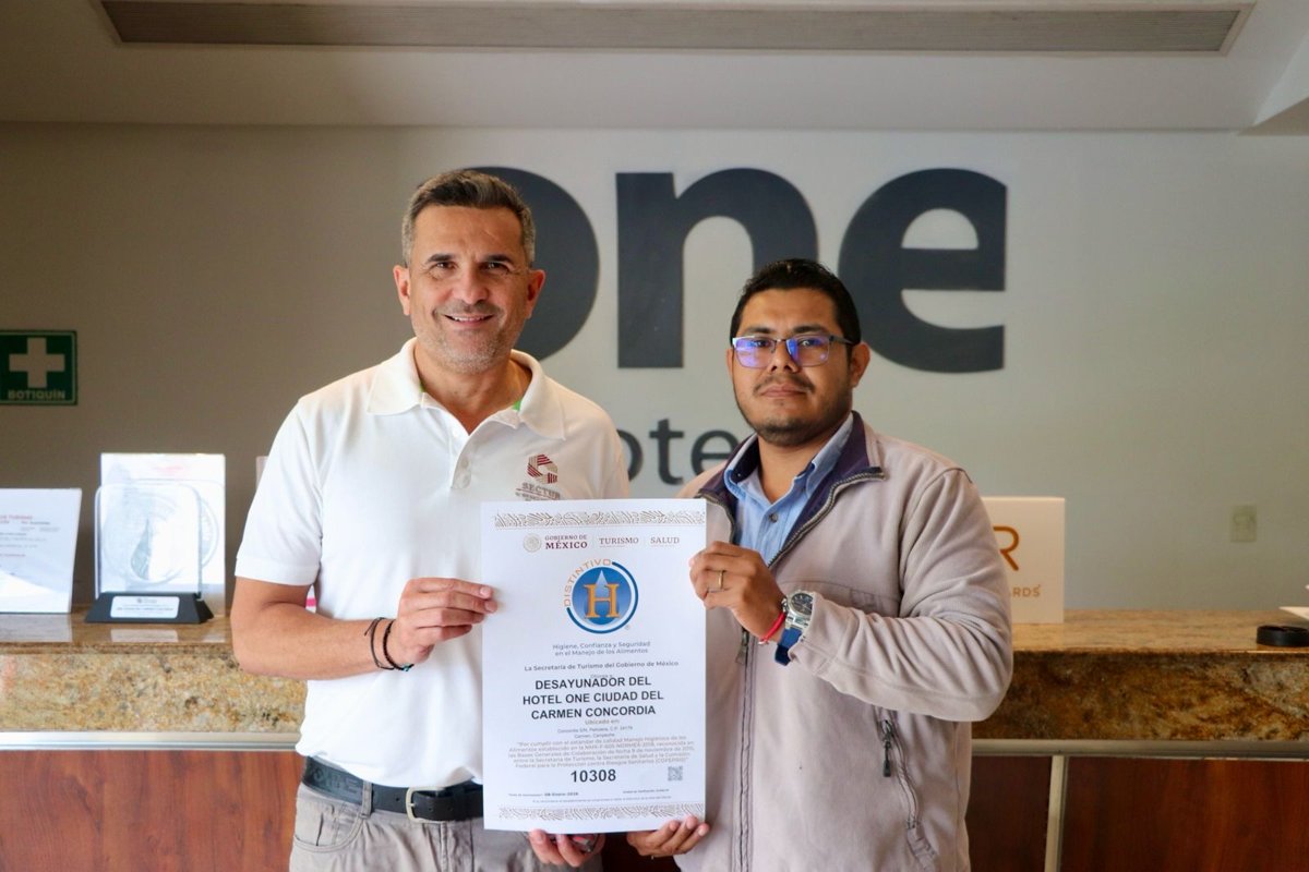 EMPRESAS TURÍSTICAS DE CIUDAD DEL CARMEN RECIBEN DISTINTIVOS M Y H