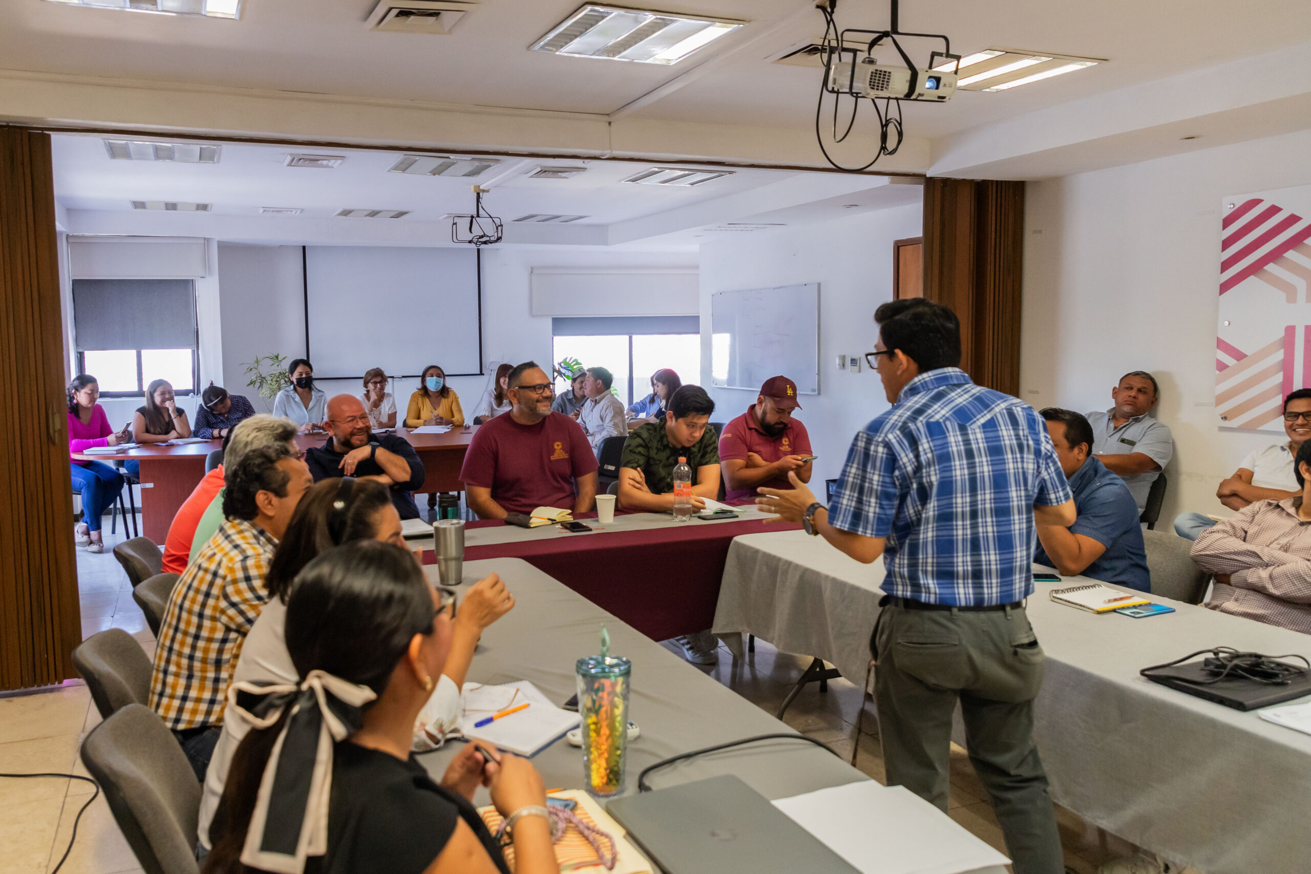 Fortaleciendo El Servicio Público: Capacitaciones En Manuales De Procedimientos