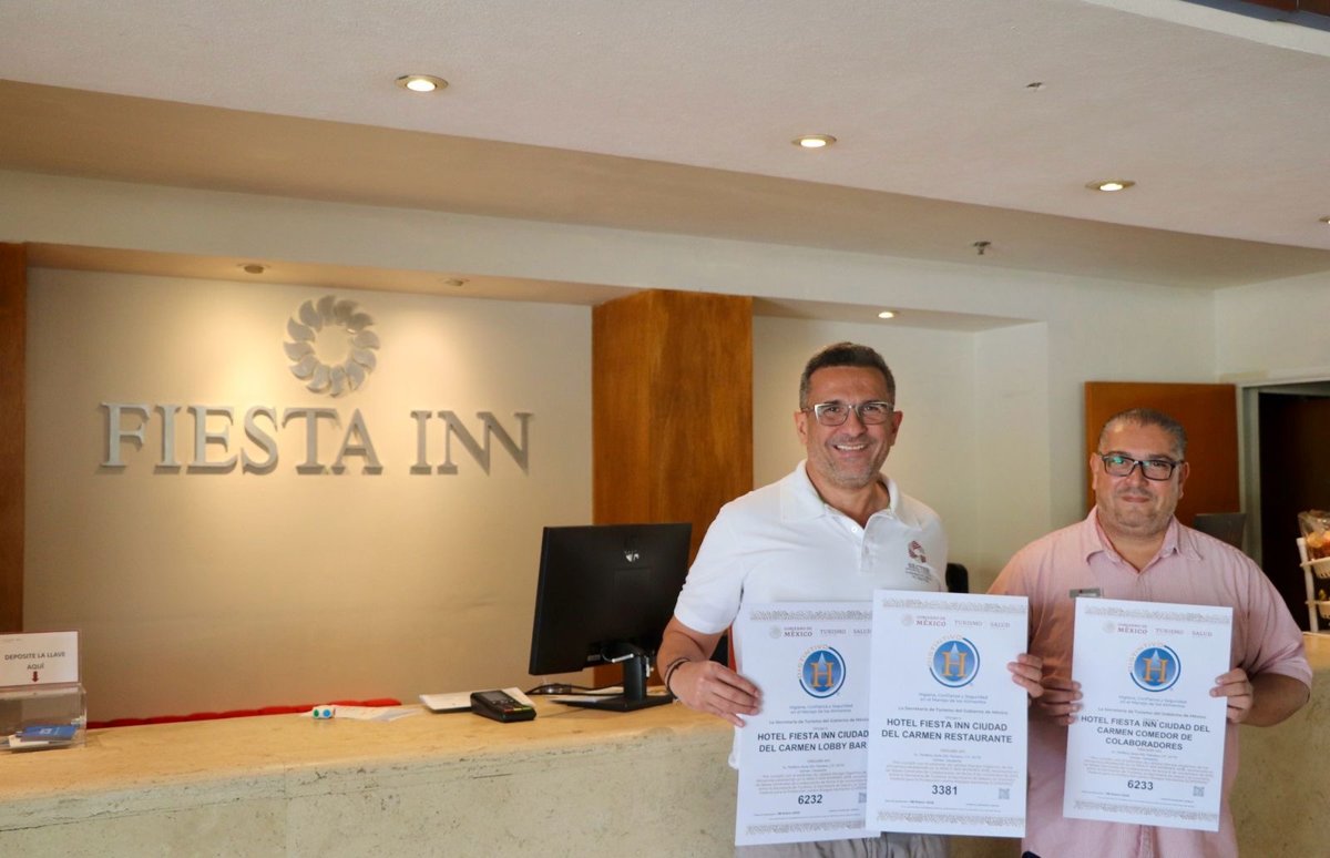 EMPRESAS TURÍSTICAS DE CIUDAD DEL CARMEN RECIBEN DISTINTIVOS M Y H
