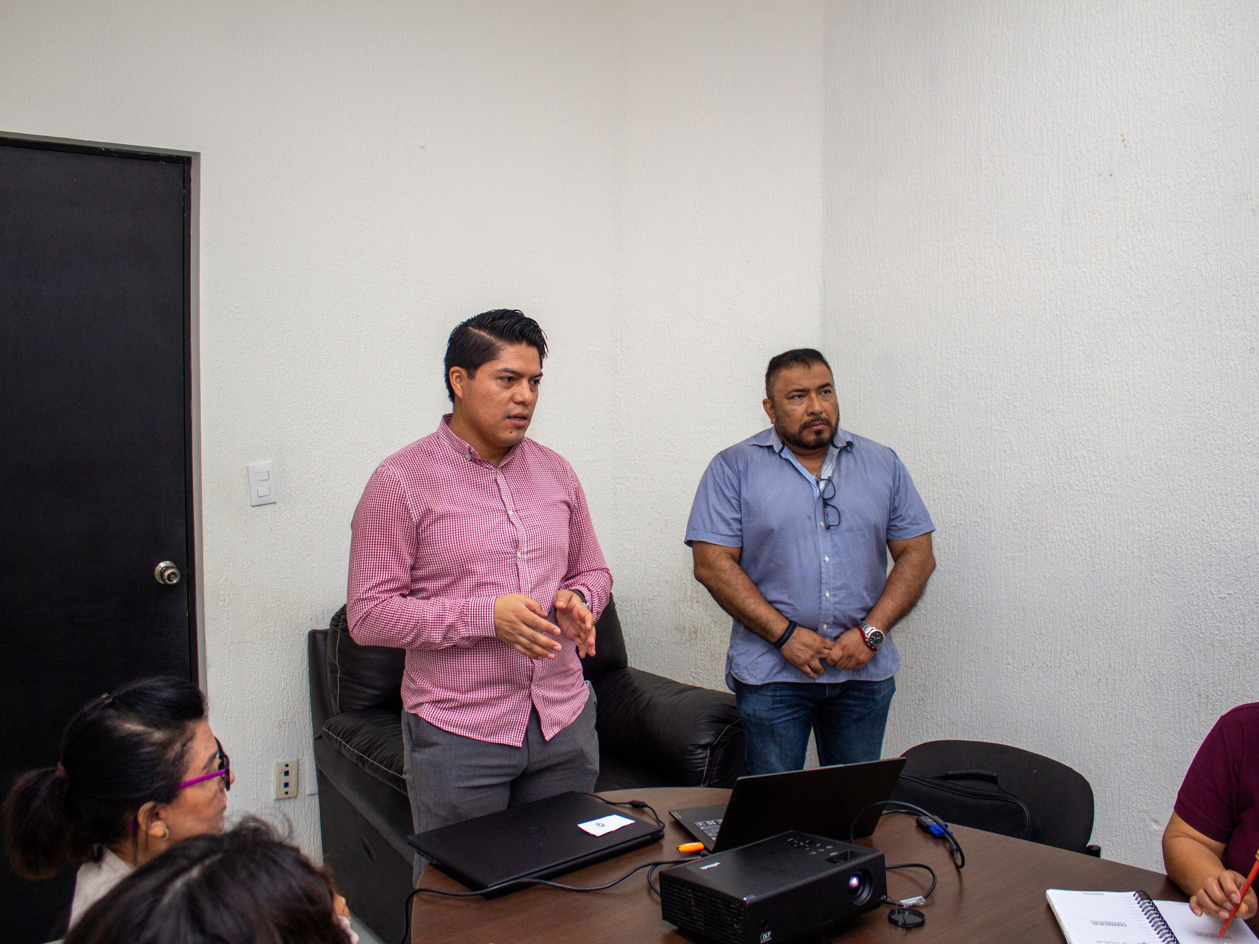Fortaleciendo El Servicio Público: Capacitaciones En Manuales De Procedimientos
