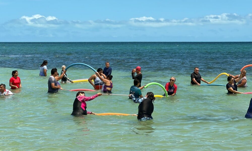 ACTIVIDAD DE FISIOTERAPIA “MOVILIDAD Y BIENESTAR EN EL AGUA” PARA JUBILADOS DEL CIAM ISSSTECAM