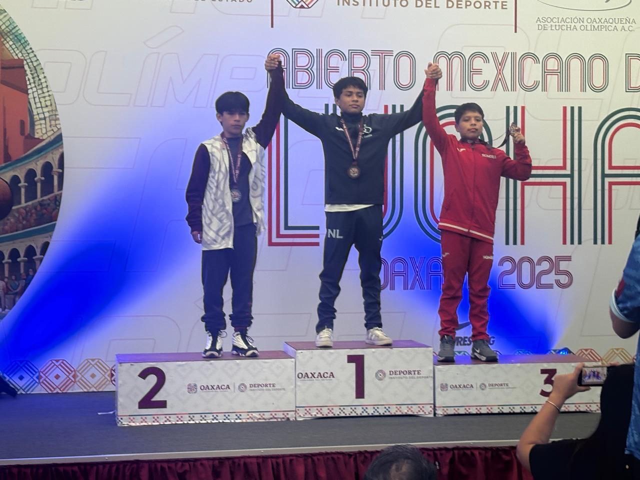 COSECHAN CAMPECHANOS OCHO MEDALLAS EN ABIERTO MEXICANO DE LUCHAS EN OAXACA