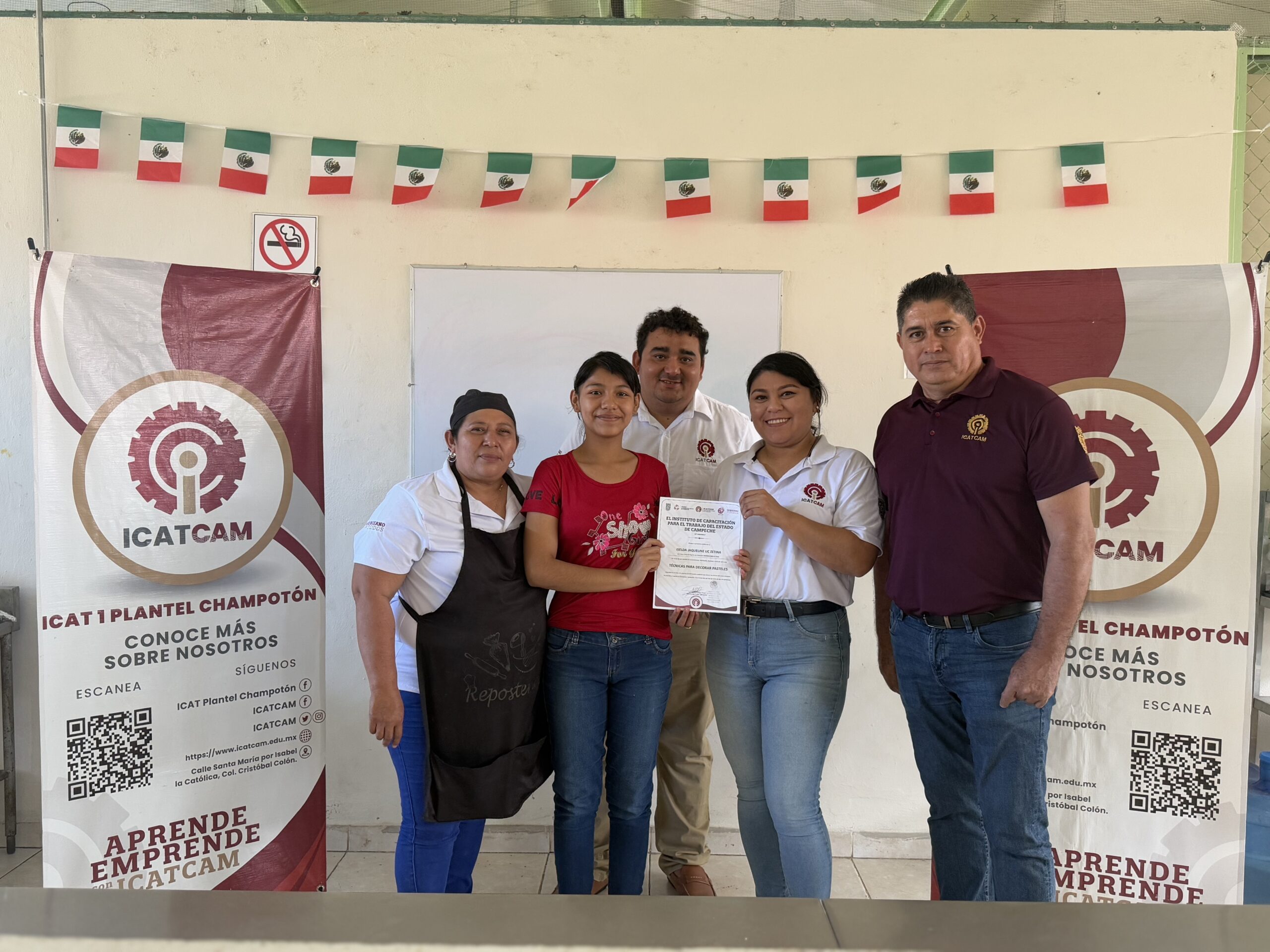 ENTREGA DE CONSTANCIAS DE LOS CURSOS CAMPO FORMATIVO EN REPOSTERÍA DEL ICAT PLANTEL CHAMPOTÓN