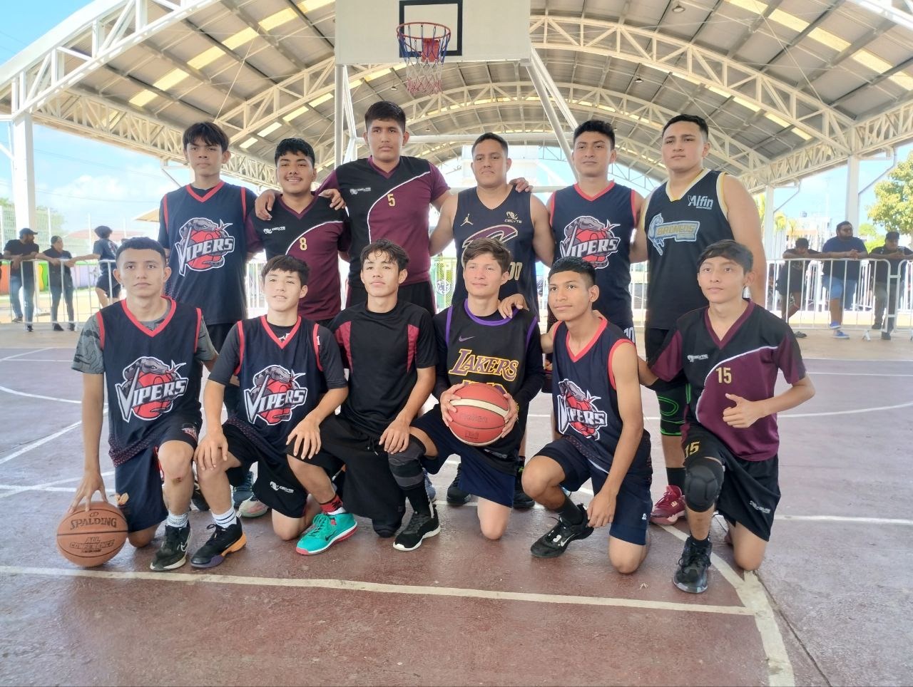 CARMEN BARRE EN BÁSQUET 3X3, DE QUINTETA Y VOLEIBOL DE SALA, ZONA TRES