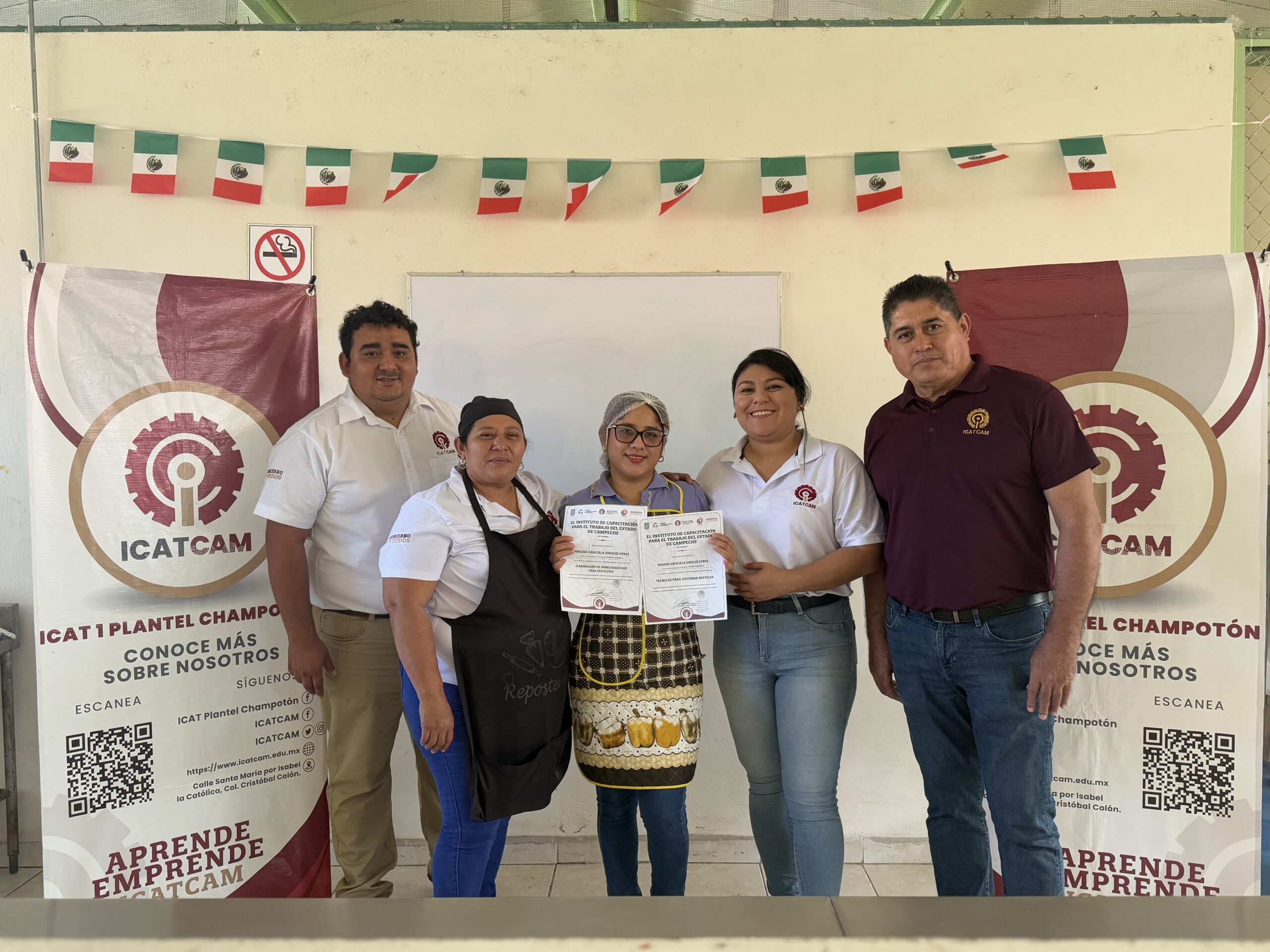 ENTREGA DE CONSTANCIAS DE LOS CURSOS CAMPO FORMATIVO EN REPOSTERÍA DEL ICAT PLANTEL CHAMPOTÓN