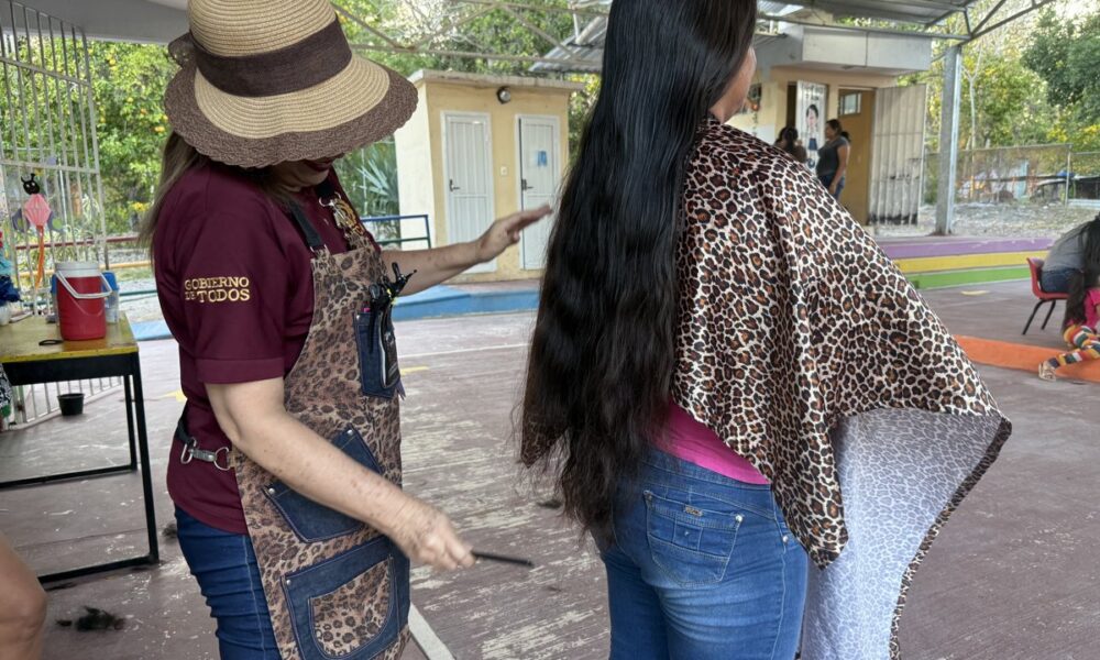 EL ICAT PLANTEL CHAMPOTÓN REFUERZA VÍNCULOS COMUNITARIOS CON JORNADA DE SERVICIO PARA MADRES DE FAMILIA EN LA COMUNIDAD DE CHACCHEITO
