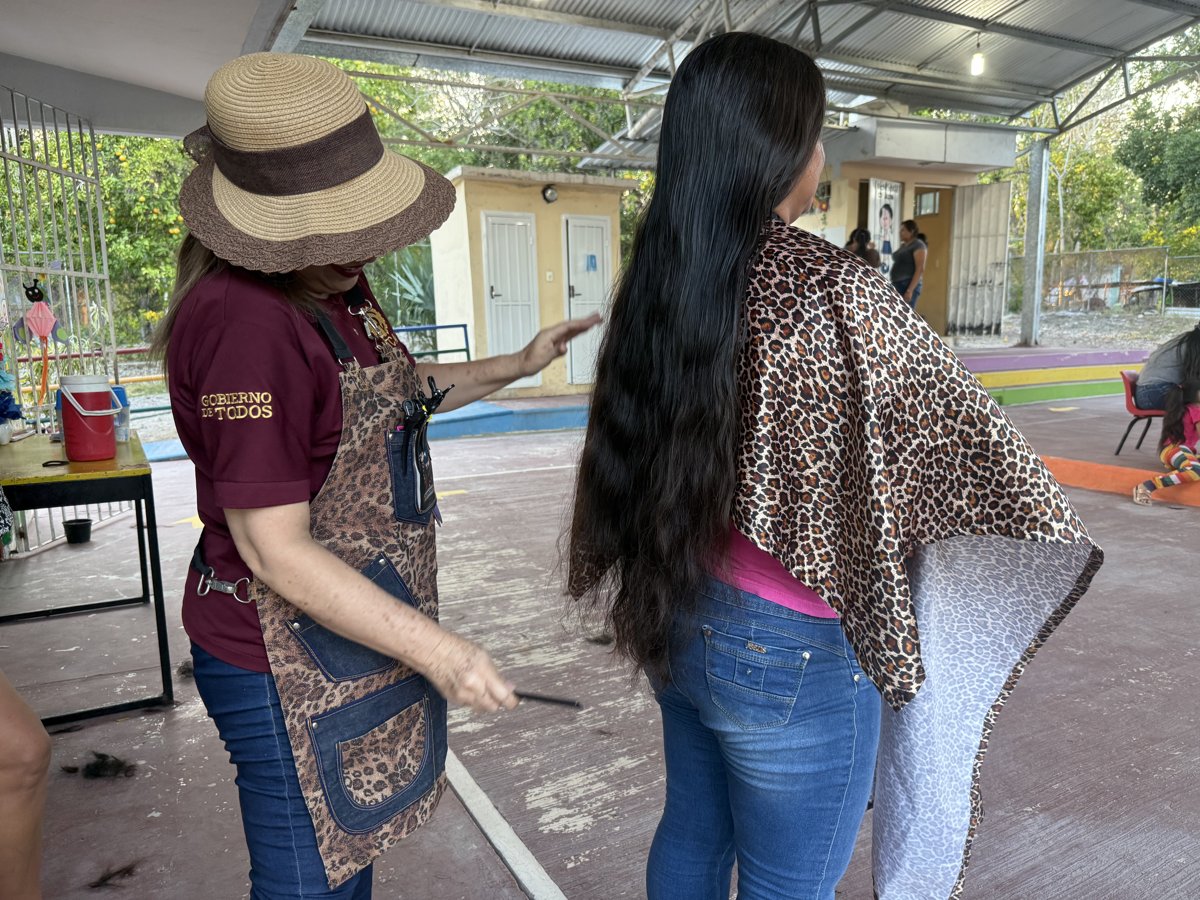 EL ICAT PLANTEL CHAMPOTÓN REFUERZA VÍNCULOS COMUNITARIOS CON JORNADA DE SERVICIO PARA MADRES DE FAMILIA EN LA COMUNIDAD DE CHACCHEITO