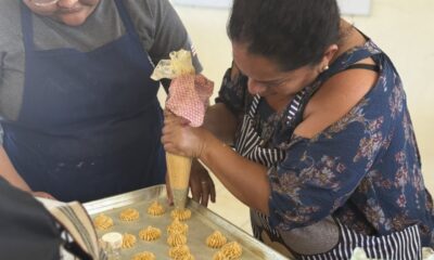 ICATCAM ENTREGA 15 CONSTANCIAS A ALUMNAS DE LOS CURSOS DE REPOSTERÍA EN EL PLANTEL CHAMPOTÓN
