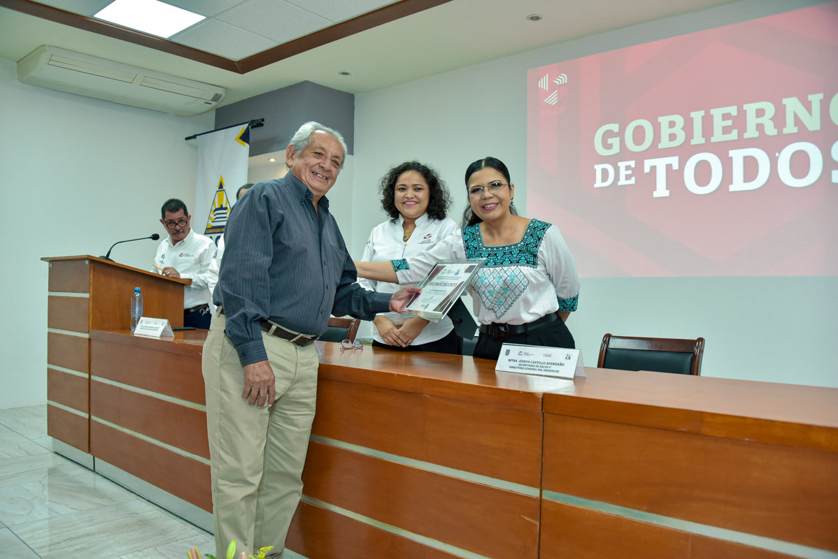 CON JORNADA ACADÉMICA CELEBRAN 25 AÑOS DEL LABORATORIO ESTATAL DE SALUD PÚBLICA
