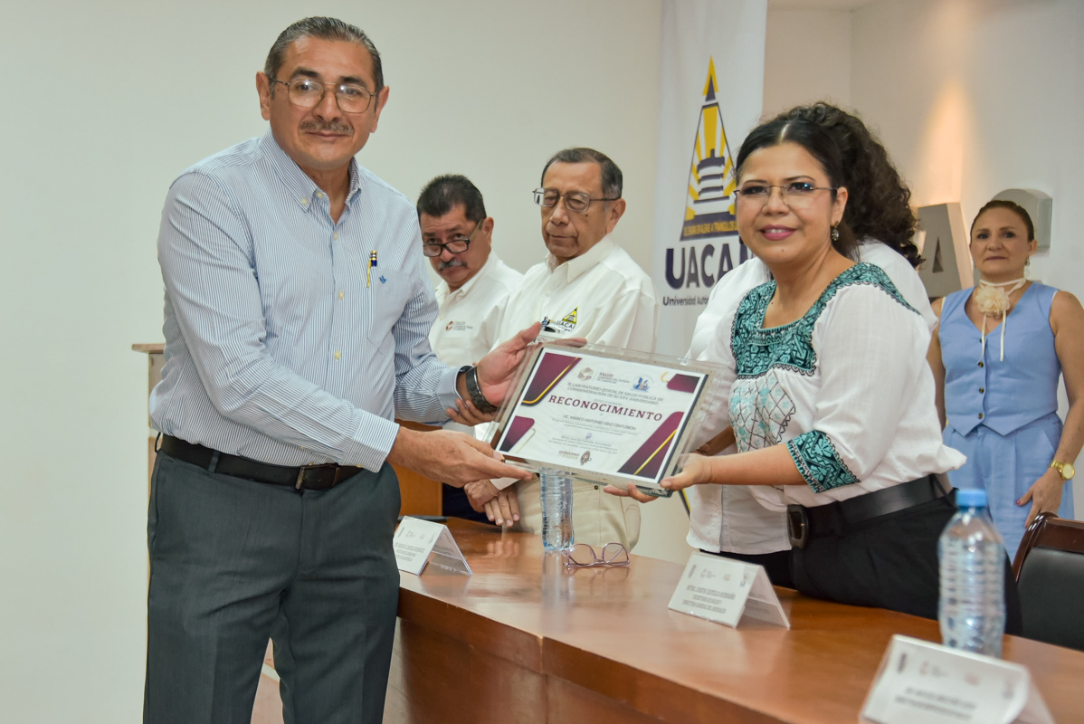 CON JORNADA ACADÉMICA CELEBRAN 25 AÑOS DEL LABORATORIO ESTATAL DE SALUD PÚBLICA