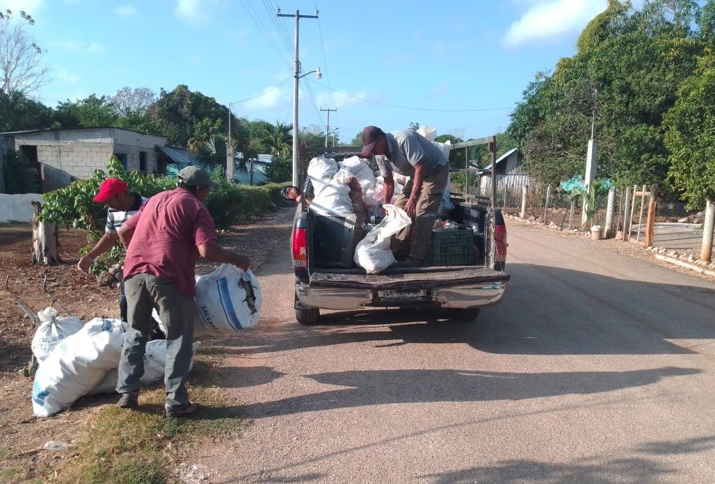 AVANCES DE DESCACHARRIZACIÓN Y SANEAMIENTO BÁSICO EN COMUNIDADES RURALES