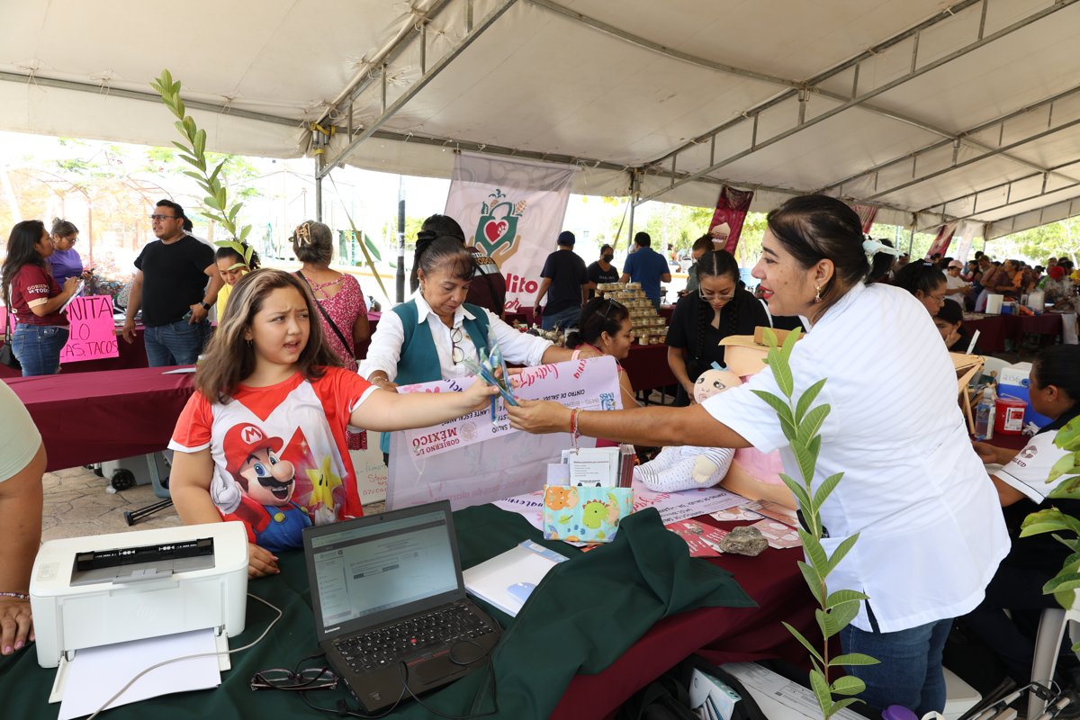 LLEGA MERCADITO DEL JAGUAR A LA UNIDAD HABITACIONAL SIGLO XXI