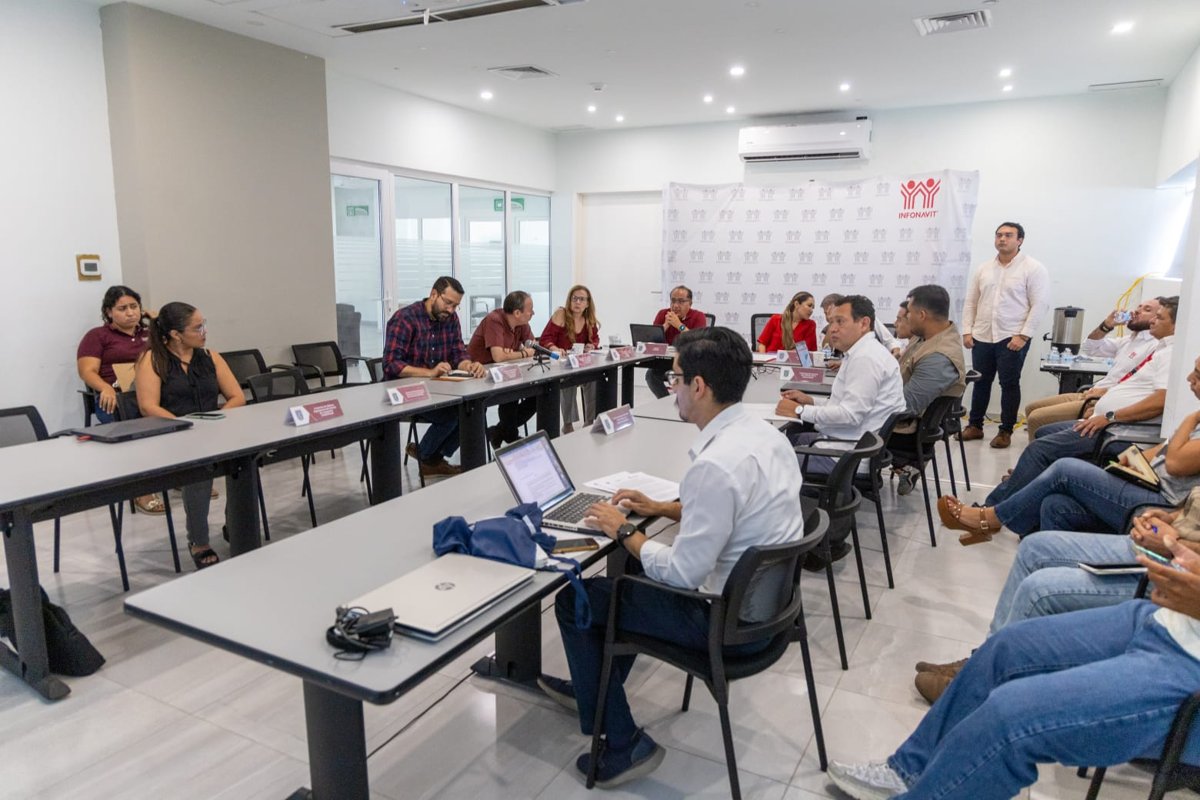 SOSTIENEN REUNIÓN DE LA MESA DE VIVIENDA
