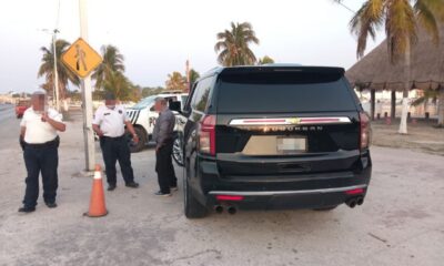 POLICÍA MUNICIPAL DE CHAMPOTÓN RECUPERA VEHÍCULO CON REPORTE DE ROBO