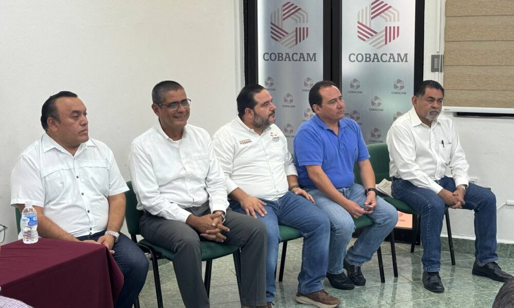 CAMBIOS DE ADSCRIPCIÓN A DOCENTES EN EL COBACAM