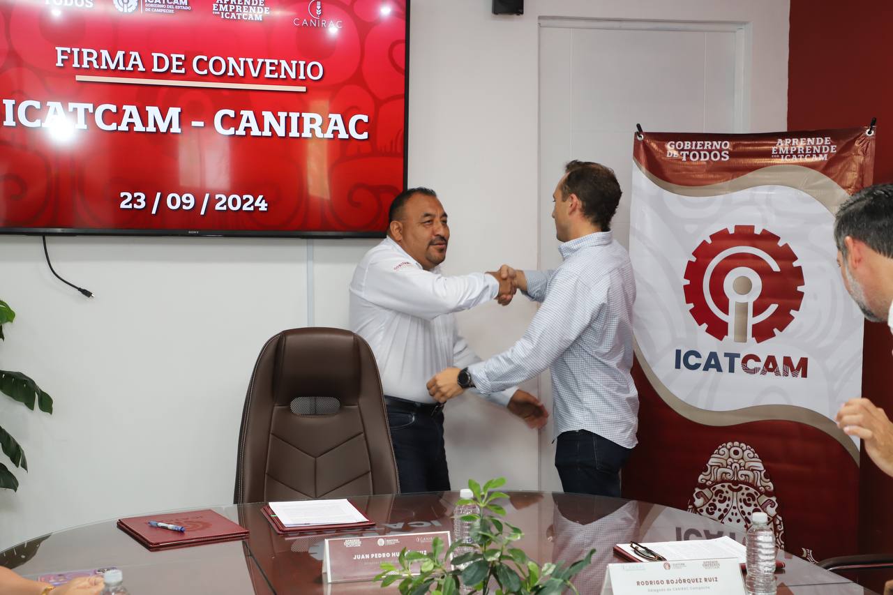 SE ESTABLECE CONVENIO ENTRE EL ICATCAM Y LA CANIRAC