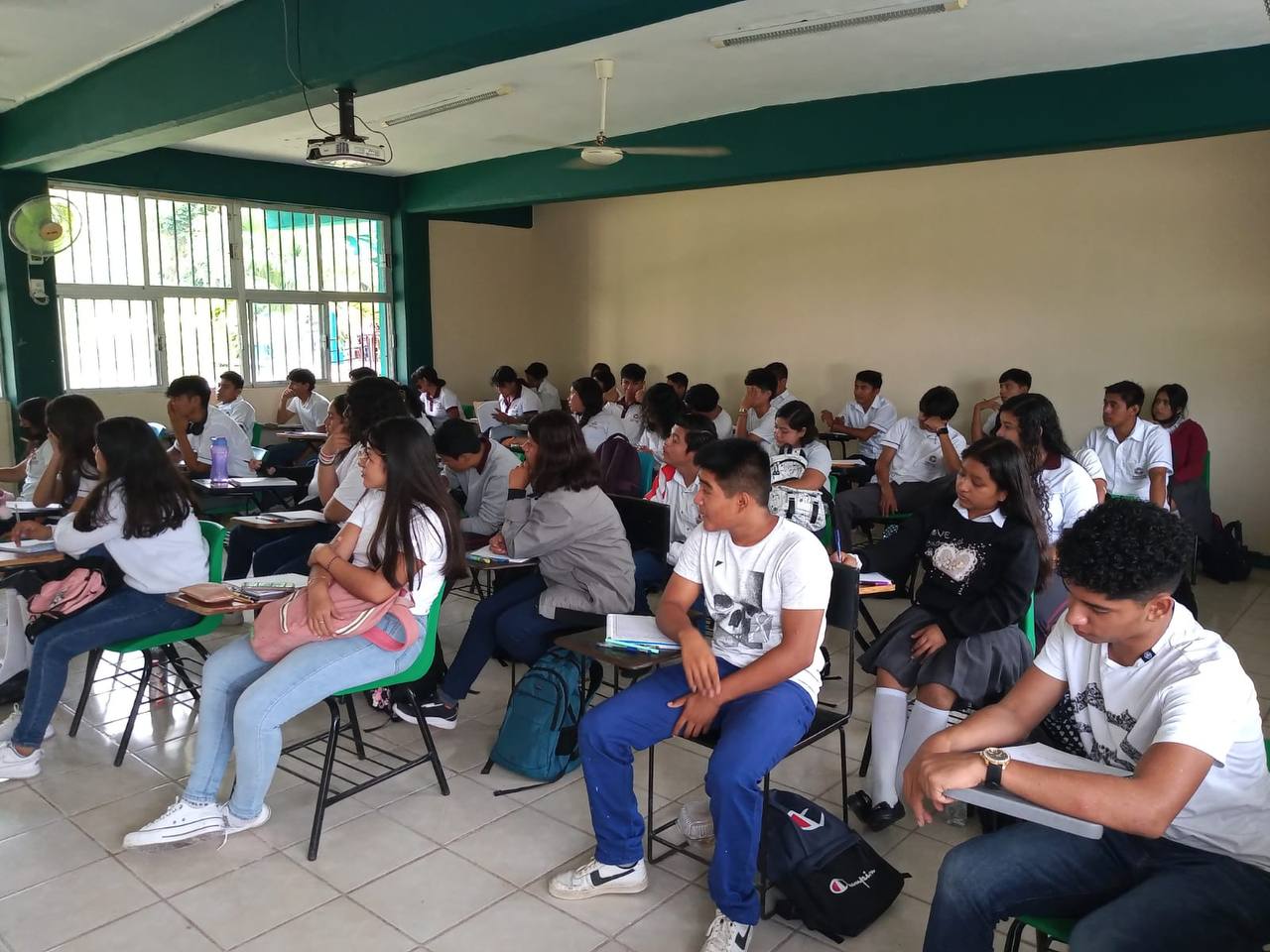 BENEFICIARÁ “LA ESCUELA ES NUESTRA” A 19 CENTROS EDUCATIVOS DEL COBACAM