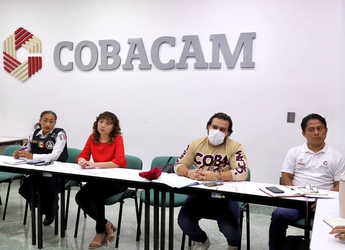 SESIONA MESA INTERINSTITUCIONAL EN EL COBACAM