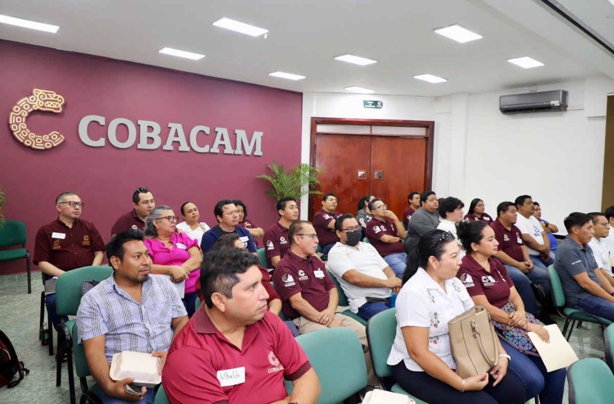 FORTALECEN COMPETECIAS TECNOLÓGICAS EN COBACAM