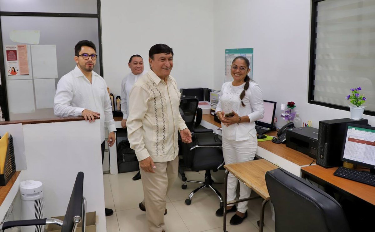 VISITA SECRETARIO DE EDUCACIÓN OFICINAS DEL COBACAM