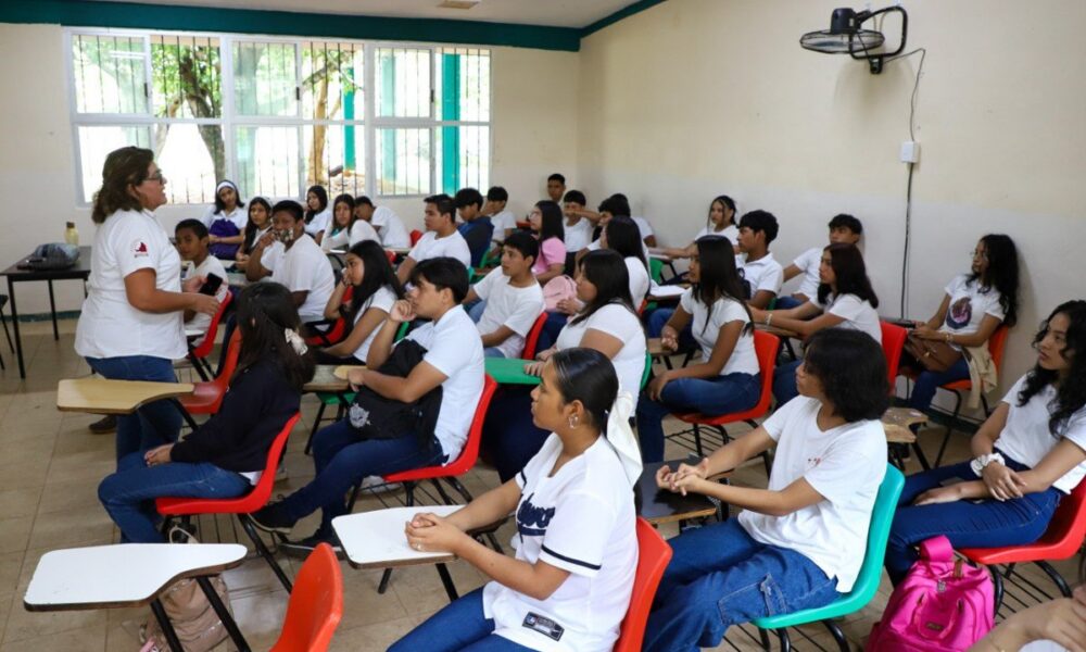 DAN BIENVENIDA A ALUMNOS DE NUEVO INGRESO EN EL COBACAM