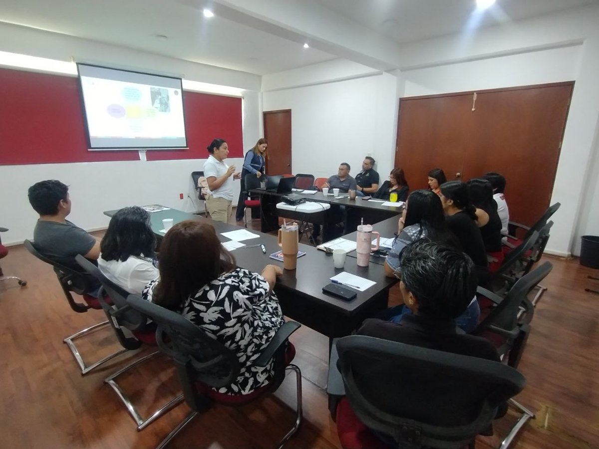 TERMINA CICLO DE CONFERENCIAS A PERSONAL DEL INDECAM