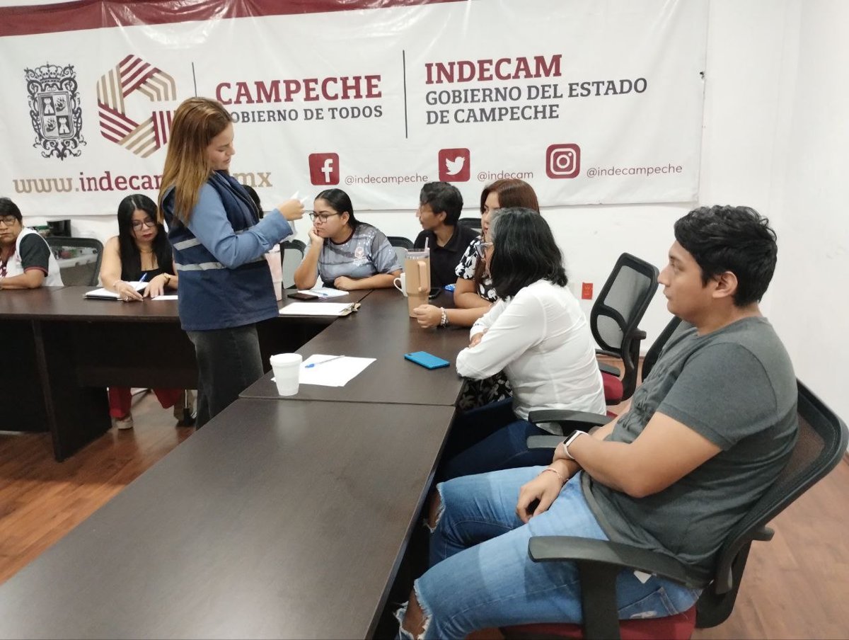 TERMINA CICLO DE CONFERENCIAS A PERSONAL DEL INDECAM