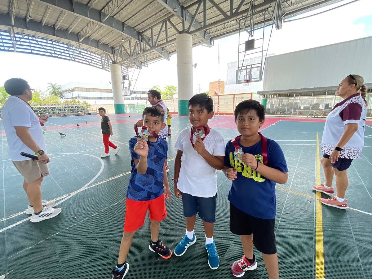 CLAUSURA DEL CURSO DE VERANO “EL JAGUAR 2025” EN LA UNIDAD DEPORTIVA 20 DE NOVIEMBRE