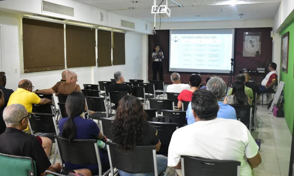 TERMINA CURSO DE ACTUALIZACIÓN PARA ENTRENADORES Y PERSONAL DEL INDECAM