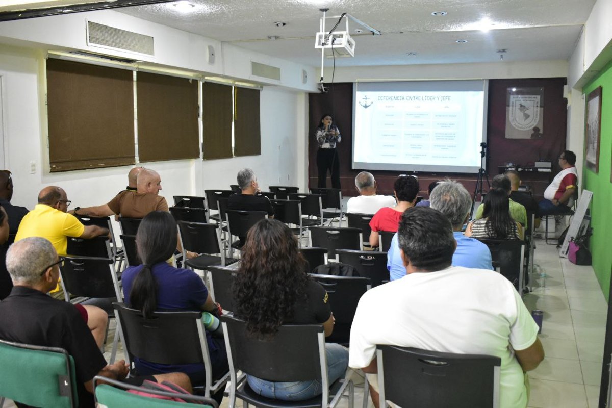TERMINA CURSO DE ACTUALIZACIÓN PARA ENTRENADORES Y PERSONAL DEL INDECAM