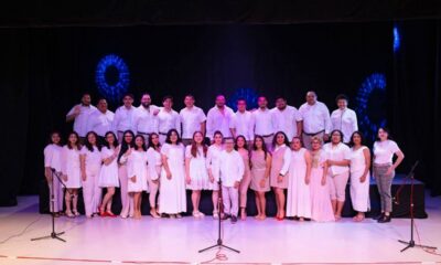 “VOCES DEL CLAUSTRO” DELEITA CON CANCIONES PARA TODOS