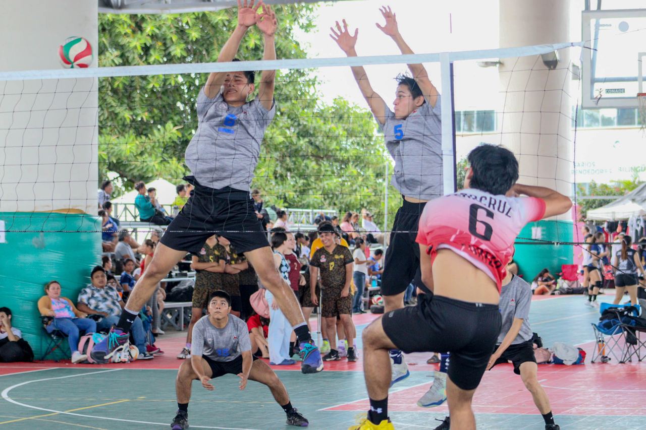 CIRCUITO DE VOLEIBOL DEL SURESTE REÚNE A CIENTOS DE DEPORTISTAS EN LA UNIDAD DEPORTIVA “20 DE NOVIEMBRE”