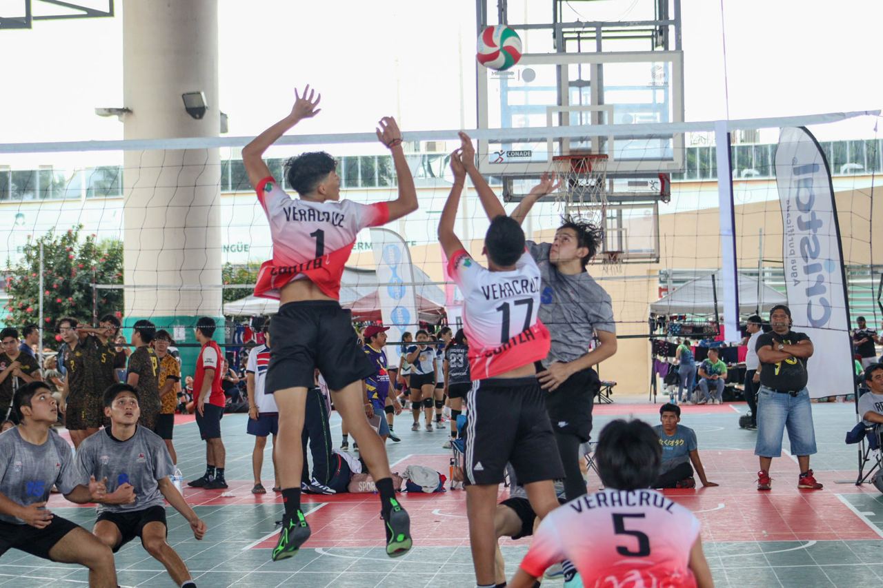 CIRCUITO DE VOLEIBOL DEL SURESTE REÚNE A CIENTOS DE DEPORTISTAS EN LA UNIDAD DEPORTIVA “20 DE NOVIEMBRE”
