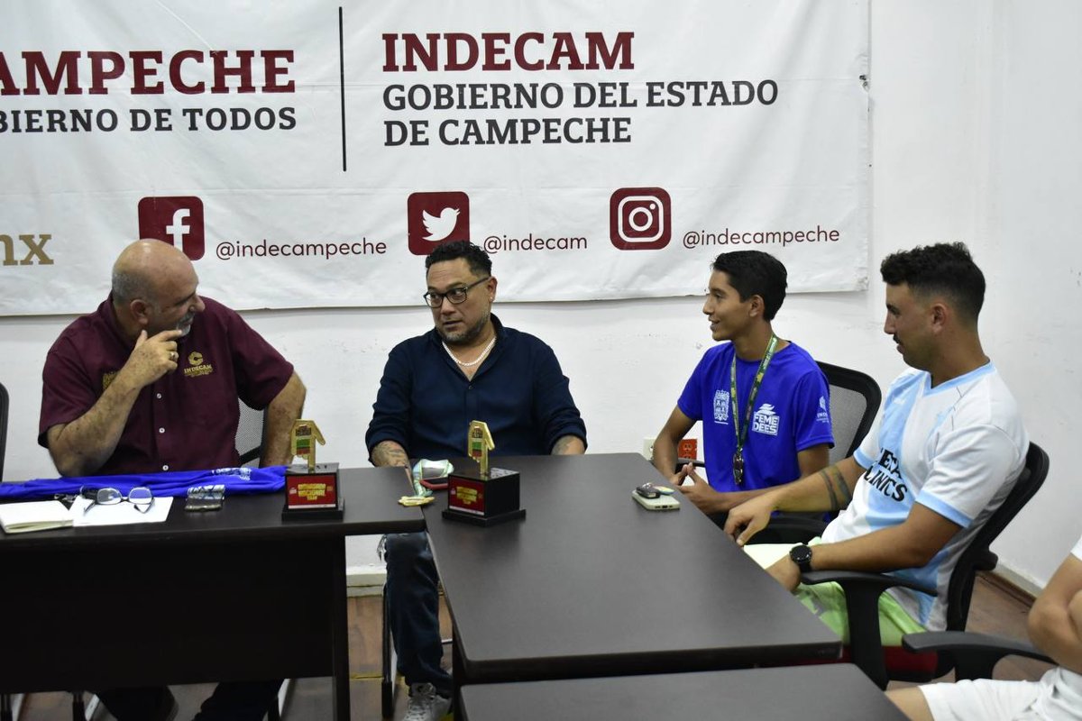 INDECAM CELEBRA HISTÓRICO TRIUNFO DEL SELECTIVO SUB-15 DE CAMPECHE EN LA GIMNASIADA NACIONAL