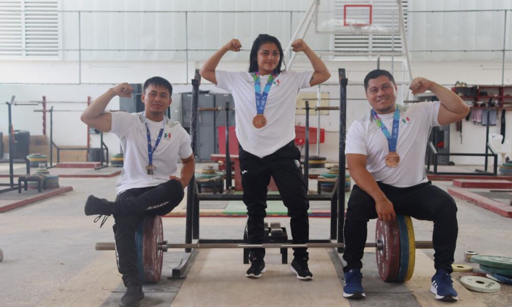 CAMPECHANOS PRESENTES EN CAMPEONATO NACIONAL DE PRIMERA FUERZA DE LEVANTAMIENTO DE PESAS