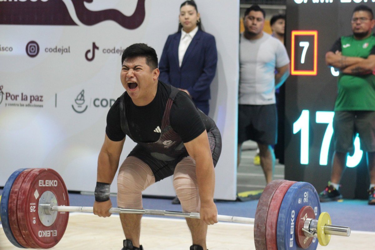 CIERRA PESAS CON 6 DE ORO, UNA PLATA Y UN BRONCE, EN LA OLIMPIADA NACIONAL DE HALTEROFILIA