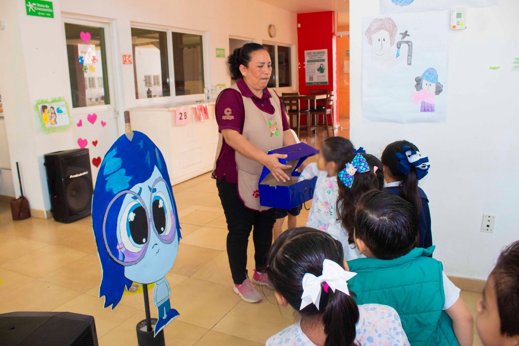 TALLER SOCIOEMOCIONAL "CONOCIENDO MIS EMOCIONES" EN EL CENDI ISSSTECAM