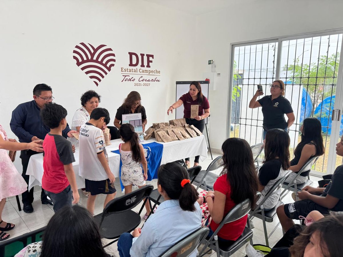 SE UNEN SEDUC Y EL COLEGIO DE CIRUJANOS DENTISTAS PARA PROMOVER HÁBITOS DE HIGIENE DENTAL EN LA COMUNIDAD