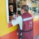 RECORREN COMERCIOS Y VIVIENDAS PARA CONCIENTIZAR SOBRE LA PREVENCIÓN DEL DENGUE