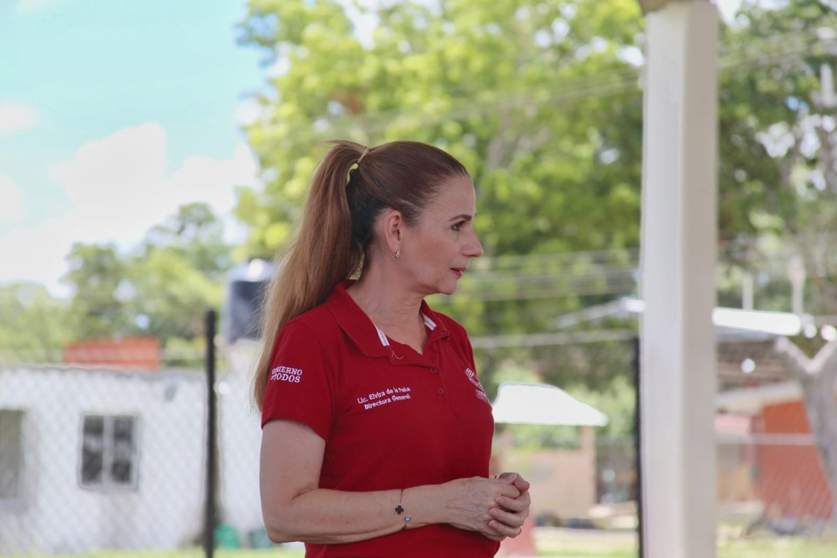 ENTREGAN LÁMINAS A BAJO COSTO EN LA LOCALIDAD DE QUETZAL EDZNA DEL MUNICIPIO DE CAMPECHE