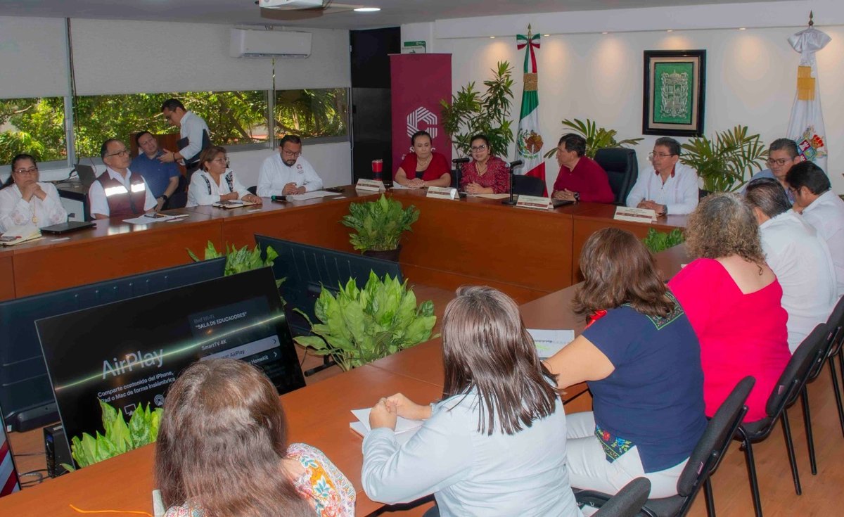 REFORZARÁN VACUNACIÓN UNIVERSAL EN LA COMUNIDAD ESCOLAR DE CAMPECHE
