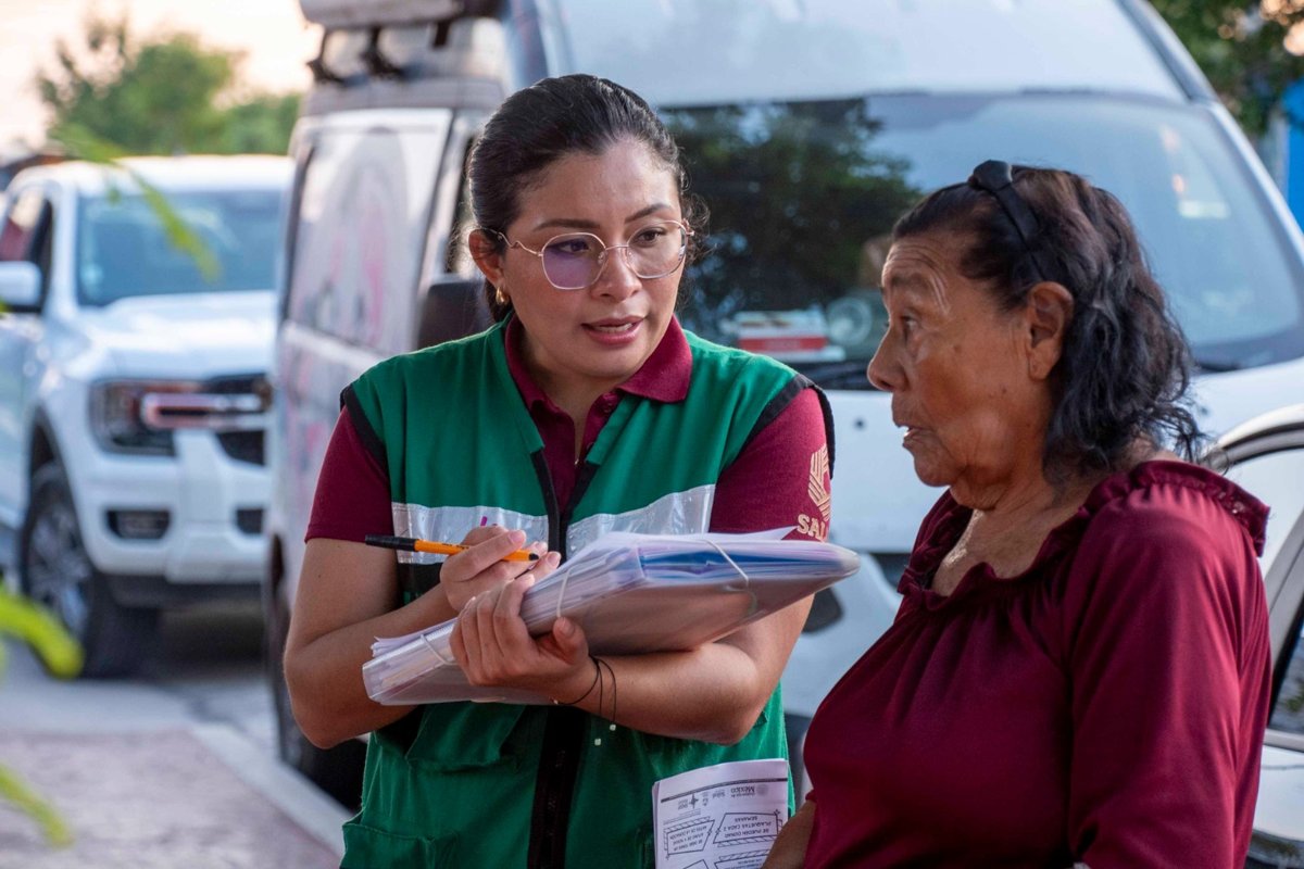 PREVÉN ENFERMEDADES EN LA COLONIA ESPERANZA CON SALUD EN TU BARRIO