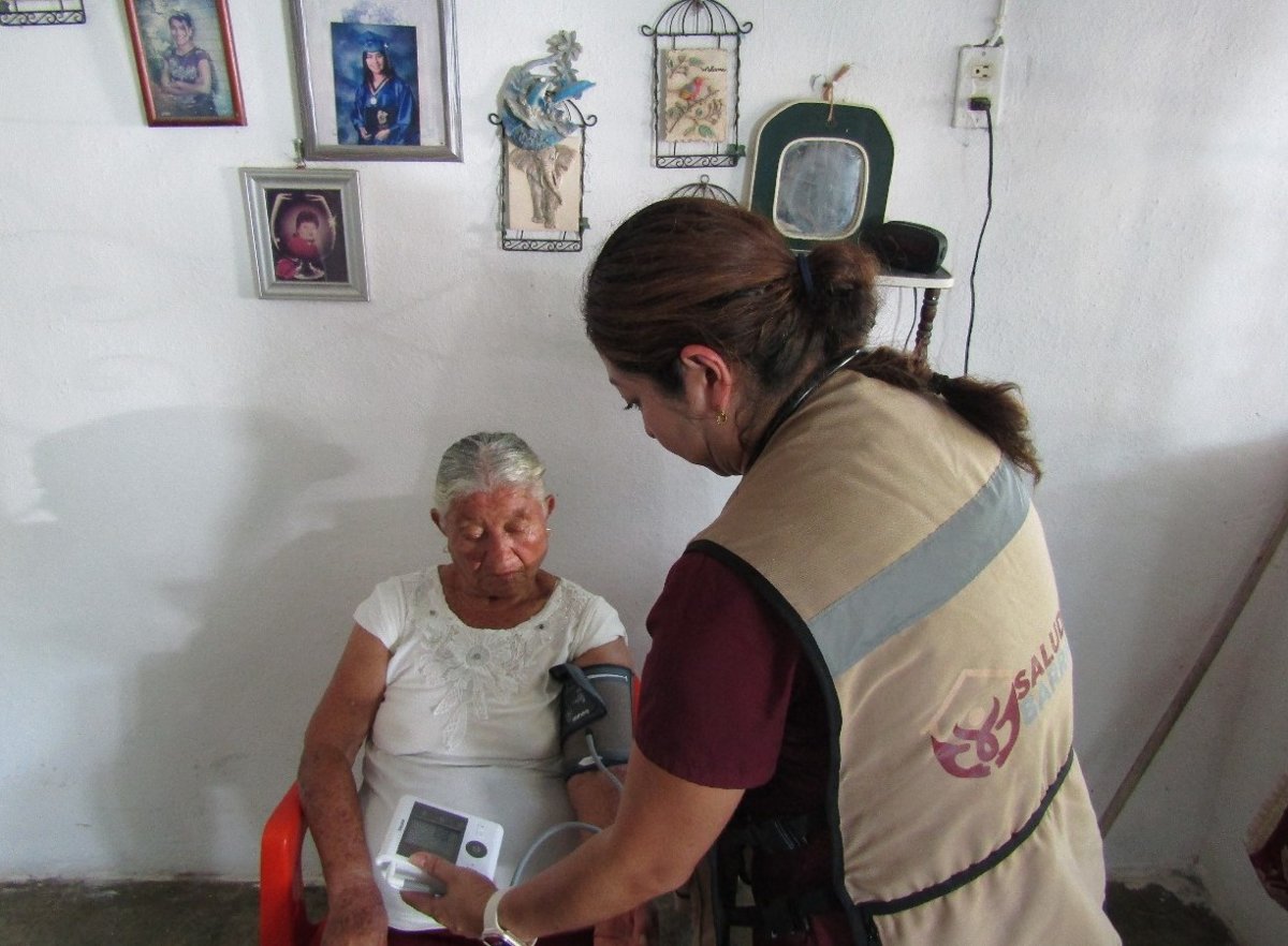 ATENCIÓN INTEGRAL PARA HABITANTES DE ULUMAL, CHAMPOTÓN