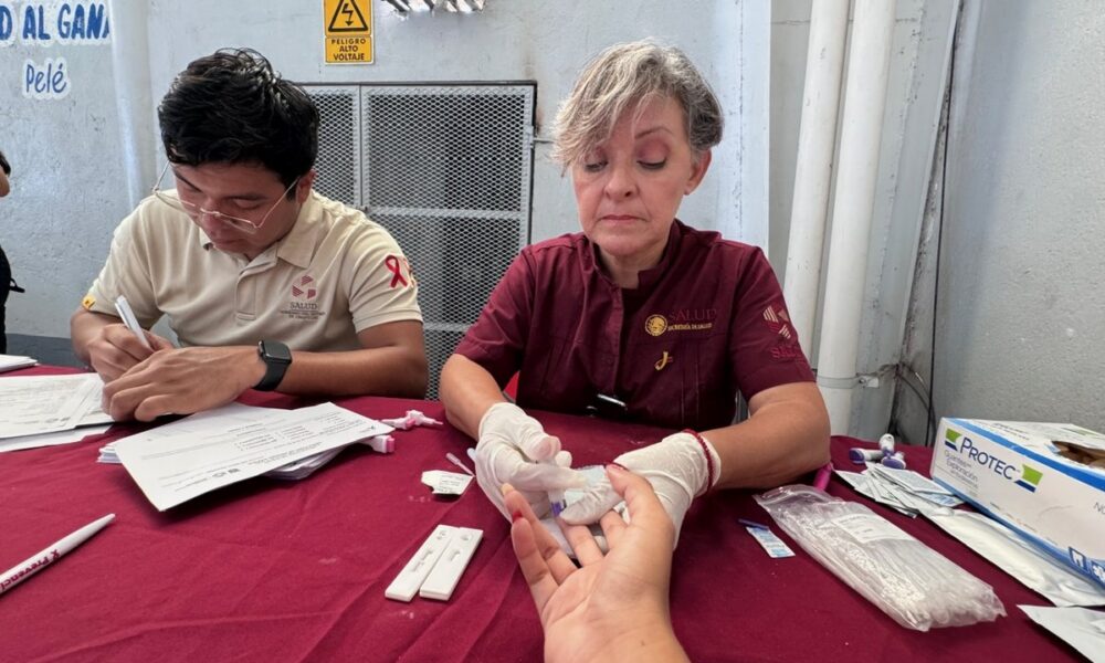 LLEVA SALUD EN TU BARRIO, SERVICIOS GRATUITOS A ESTUDIANTES CARMELITAS