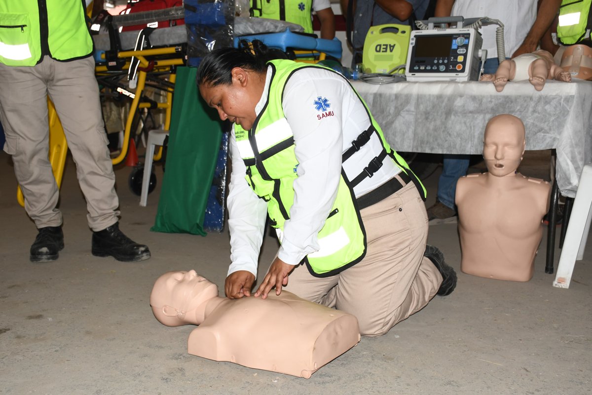 BRINDAN SERVICIOS INTEGRALES EN ESCÁRCEGA CON SALUD EN TU BARRIO