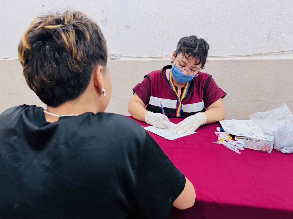 REALIZAN TAMIZAJES GRATUITOS DE SALUD A PERSONAS CON ADICCIONES