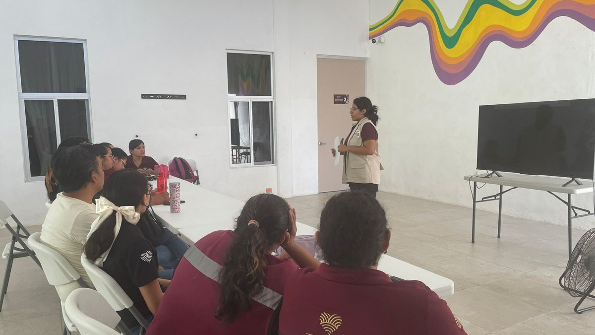IMPULSAN ENTORNOS INFORMADOS Y SALUDABLES CON PLÁTICAS DE SALUD MENTAL