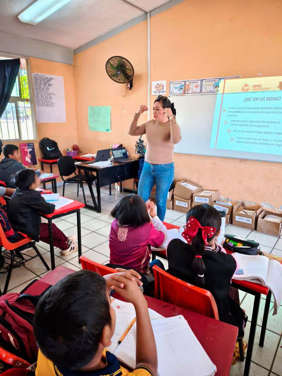 SPSC IMPARTE PLÁTICA PREVENTIVA Y OBRA GUIÑOL SOBRE ADICCIONES EN TIKINMUL