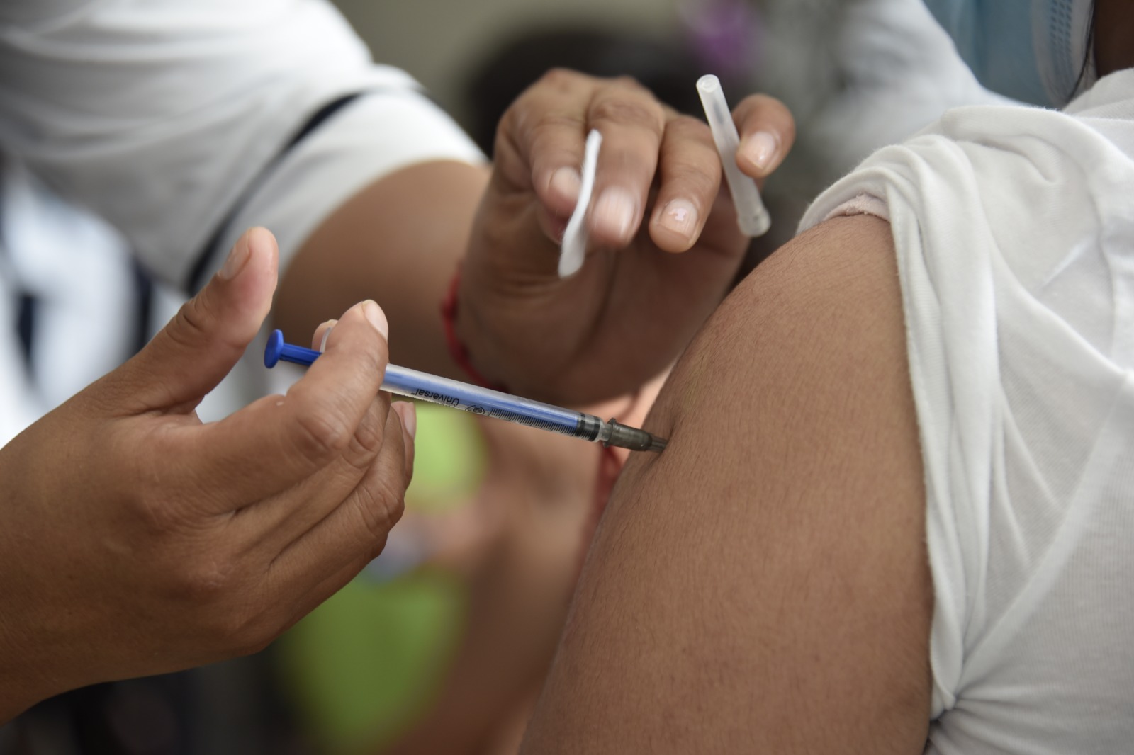 EXHORTA SALUD A COMPLETAR ESQUEMAS DE VACUNACIÓN CONTRA EL COVID-19
