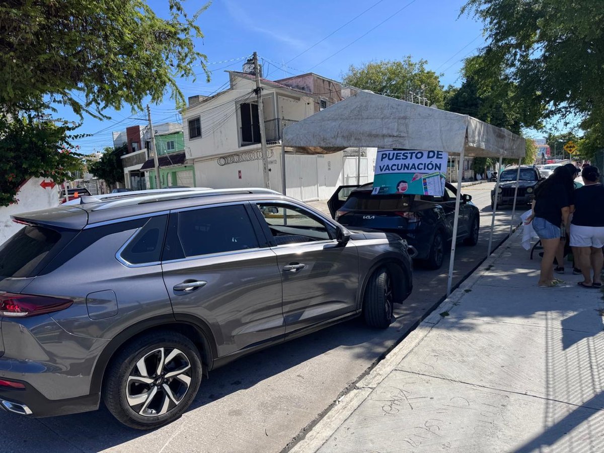 DAN BANDERAZO DE INICIO AL VACUNATÓN